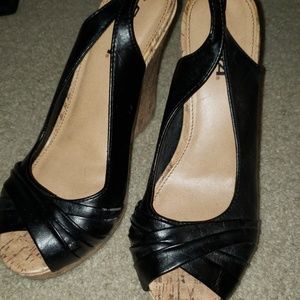 Black and cork wedges